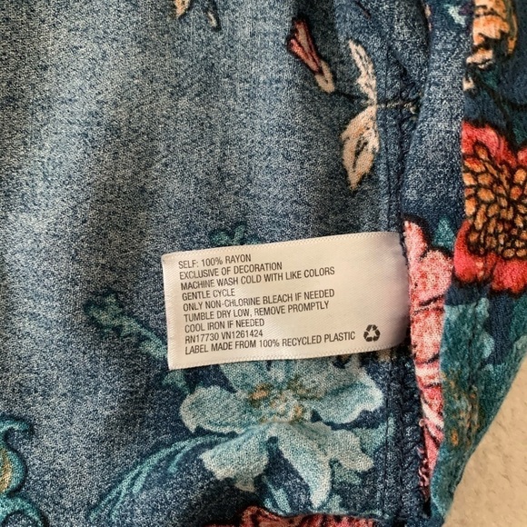 XHILARATION off-shoulder Floral Dress, S - Picture 9 of 16